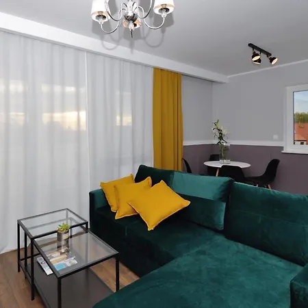 Apartment Chelmonskiego *