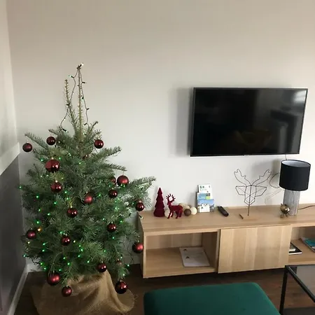 Chelmonskiego Apartment *