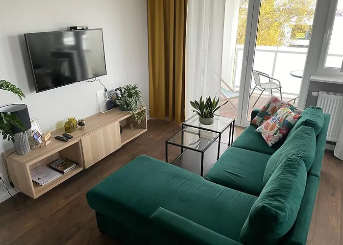Chelmonskiego Apartment *