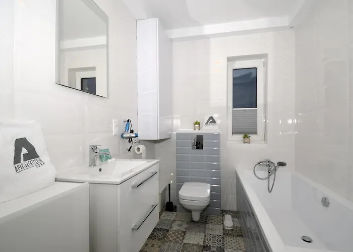 Apartment Chelmonskiego *